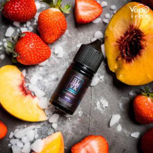 ایجوس سالت توت فرنگی و هلو با یخ BLVK Iced Berry Peach